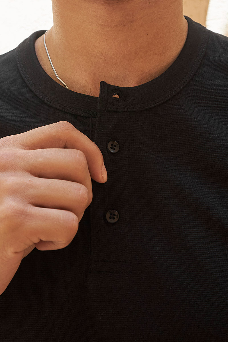 Heritage Henley Tee - Midnight Black
